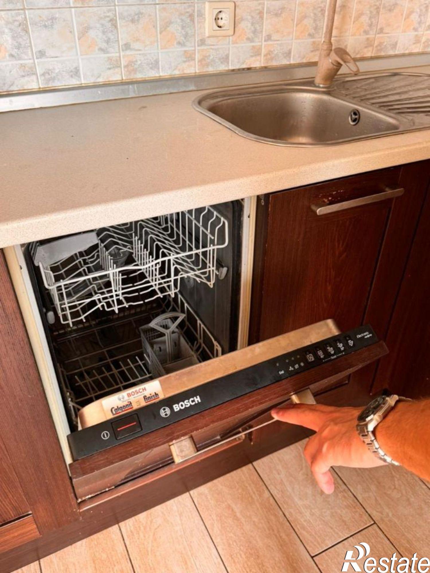 Купить квартиру за 5 930 000 рублей на пр-кт Ленина, 245/1