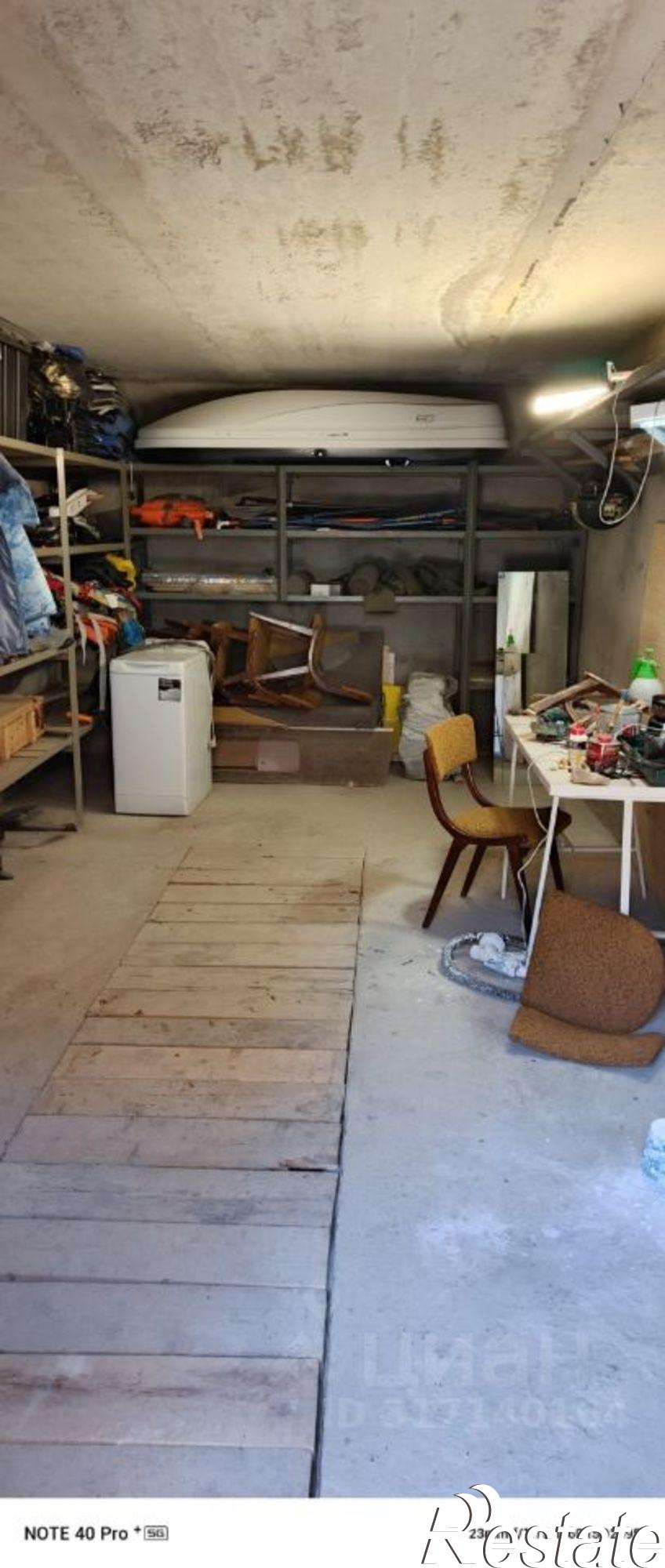 Купить гараж, место в паркинге за 1 000 010 рублей на ул Портовая, 256