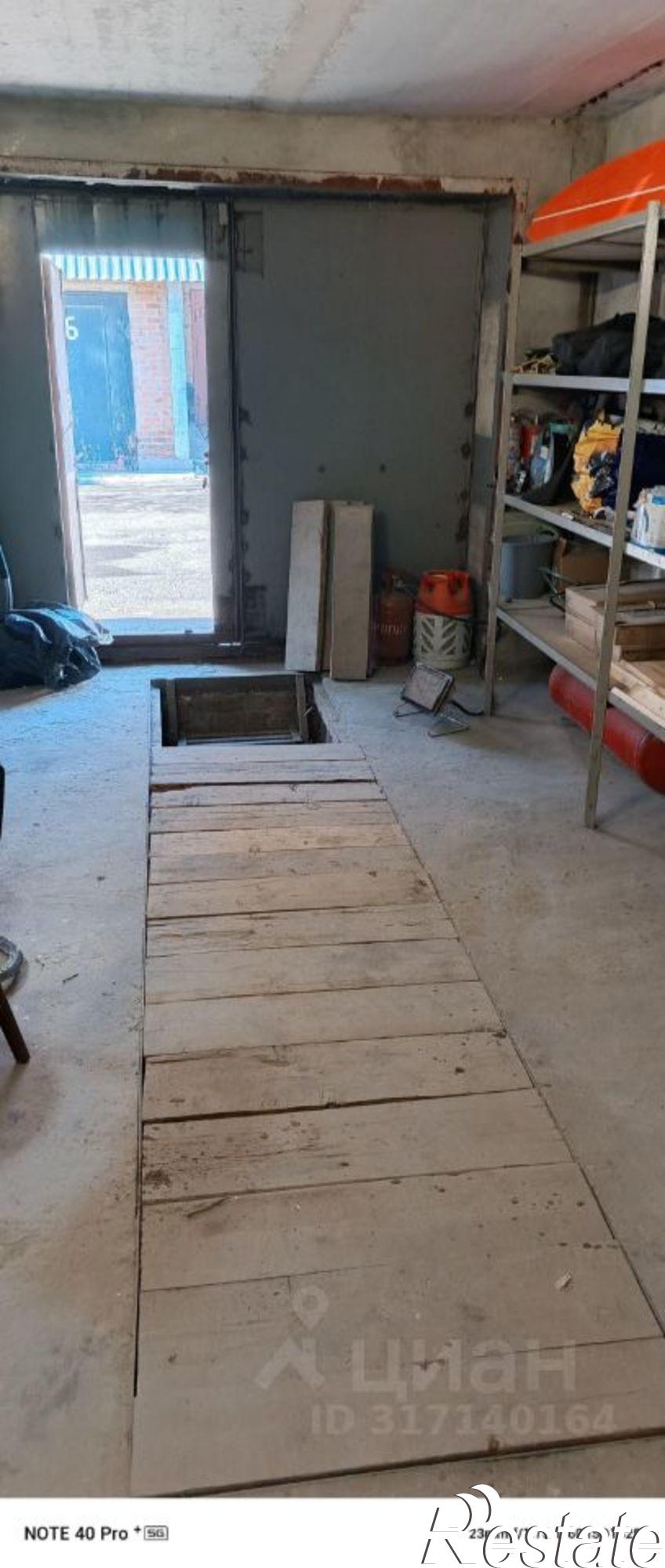 Купить гараж, место в паркинге за 1 000 010 рублей на ул Портовая, 256