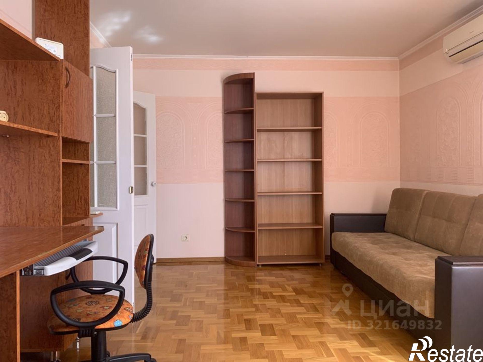 Сдать квартиру за 26 000 рублей на проспект Королёва, 3 к4