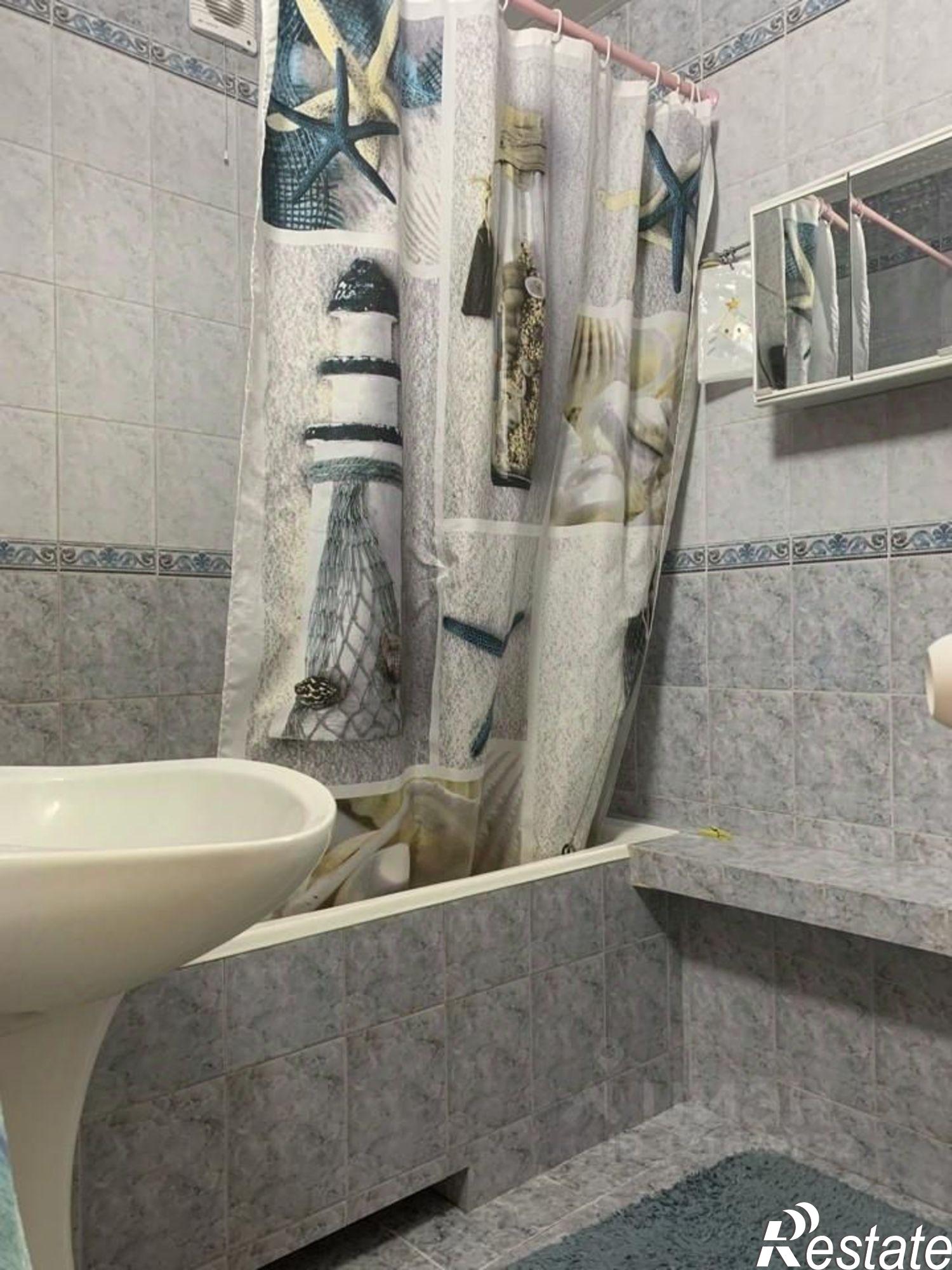 Сдать квартиру за 26 000 рублей на проспект Королёва, 3 к4