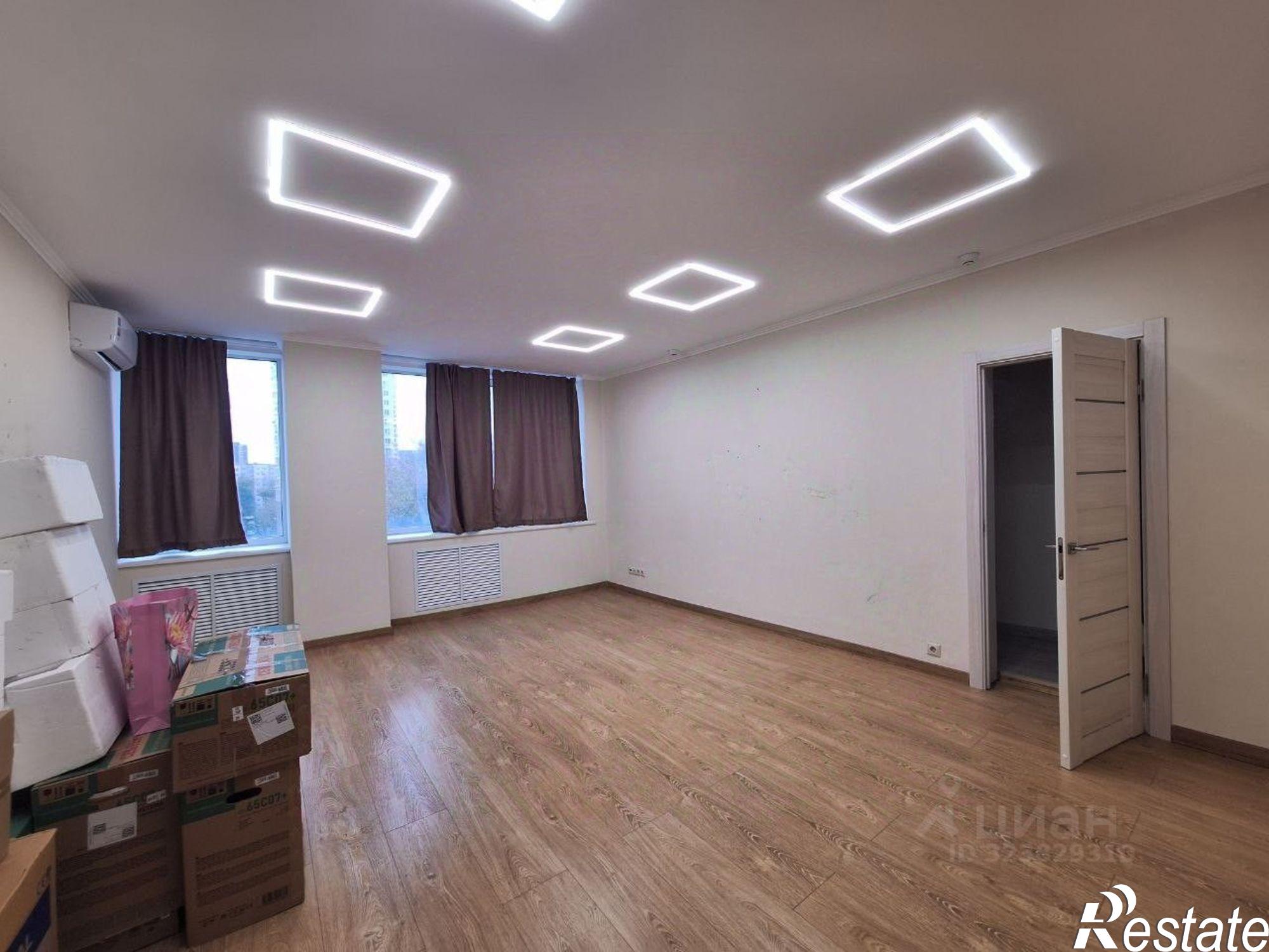 Сдать офис, помещение под офис за 123 500 рублей на проспект Королёва, 7/19