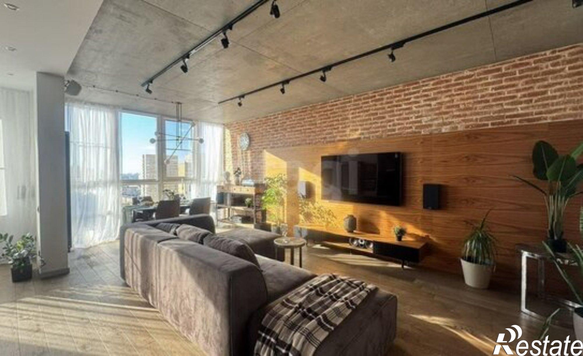 Купить квартиру за 47 600 000 рублей на Кировский проспект, 116