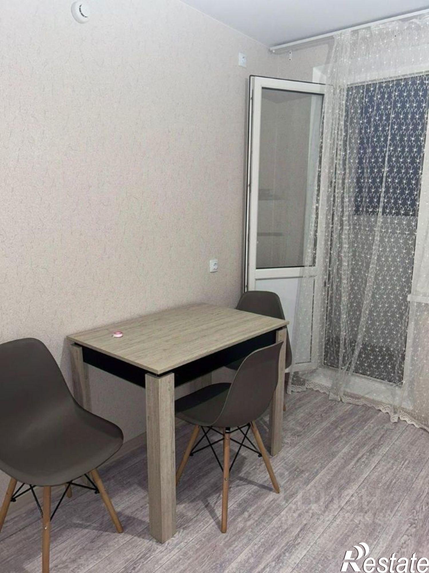 Сдать квартиру за 17 000 рублей на пер Андреева, 17а