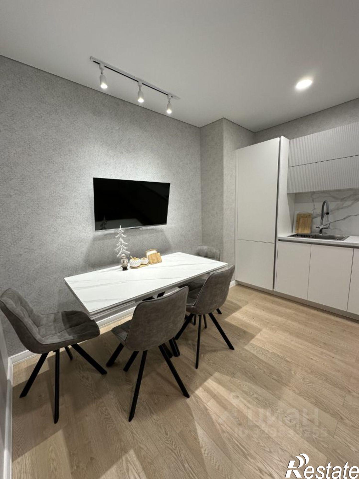 Купить квартиру за 12 500 000 рублей на Берберовская улица, 8 с2