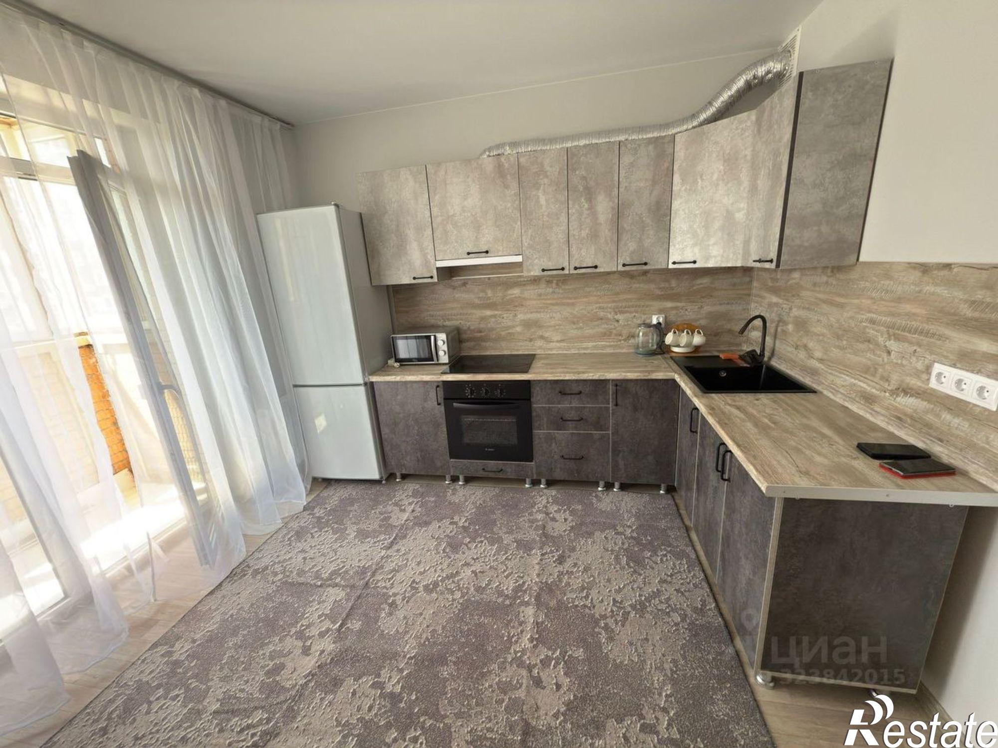 Сдать квартиру за 33 000 рублей на пр-кт Солженицына, 15/1 1