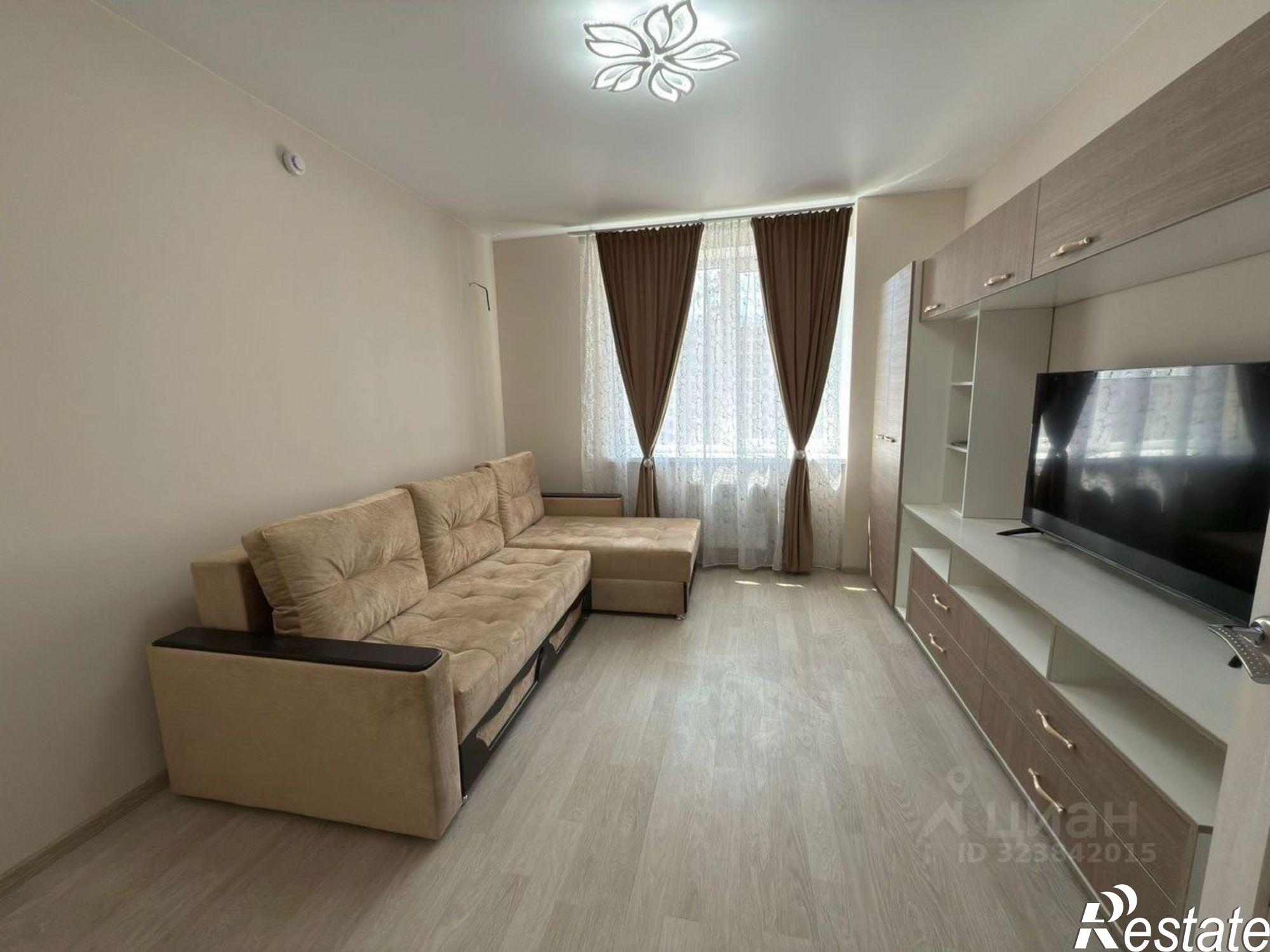 Сдать квартиру за 33 000 рублей на пр-кт Солженицына, 15/1 1