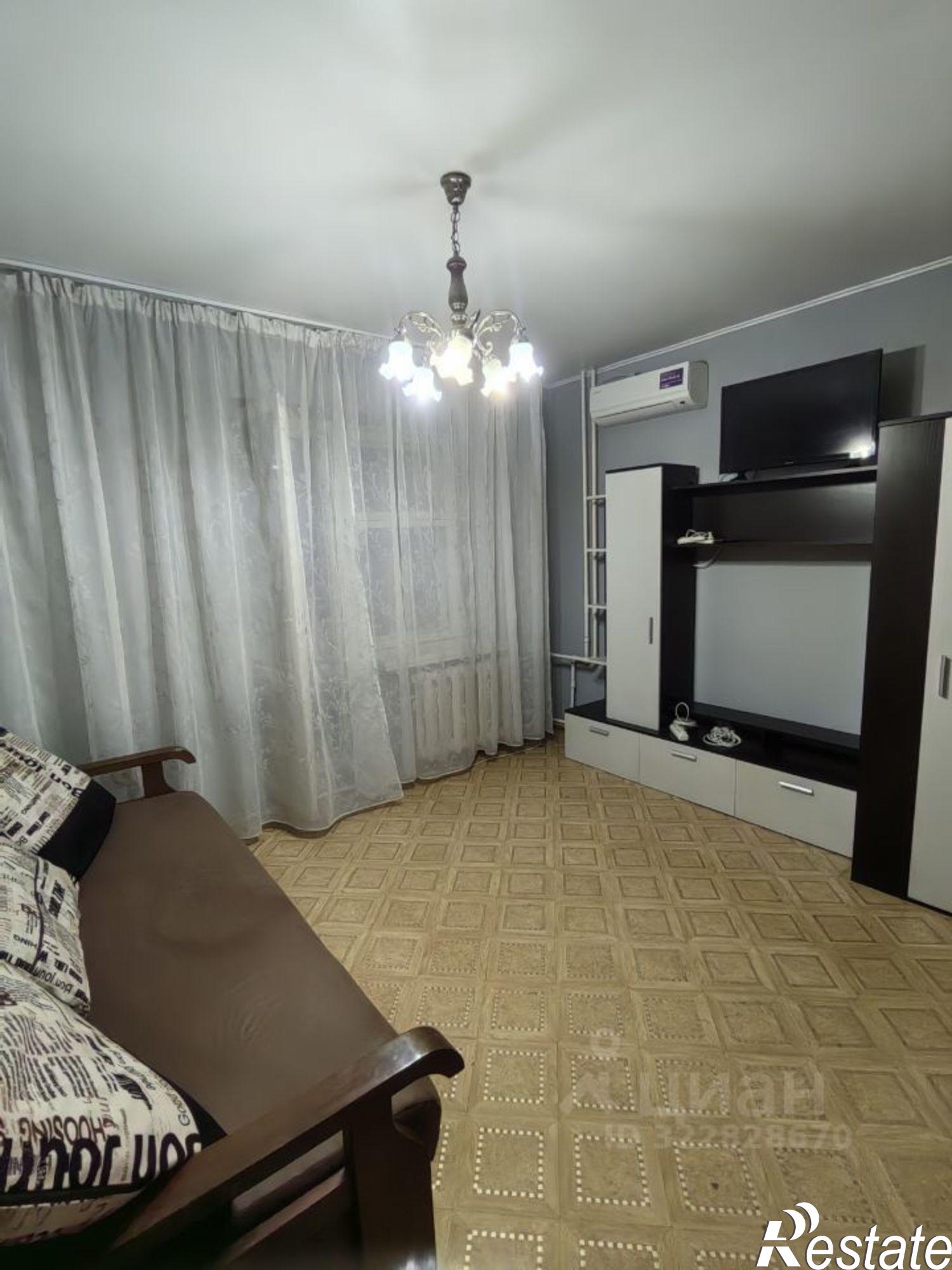 Сдать квартиру за 26 000 рублей на пр-кт Космонавтов, 43