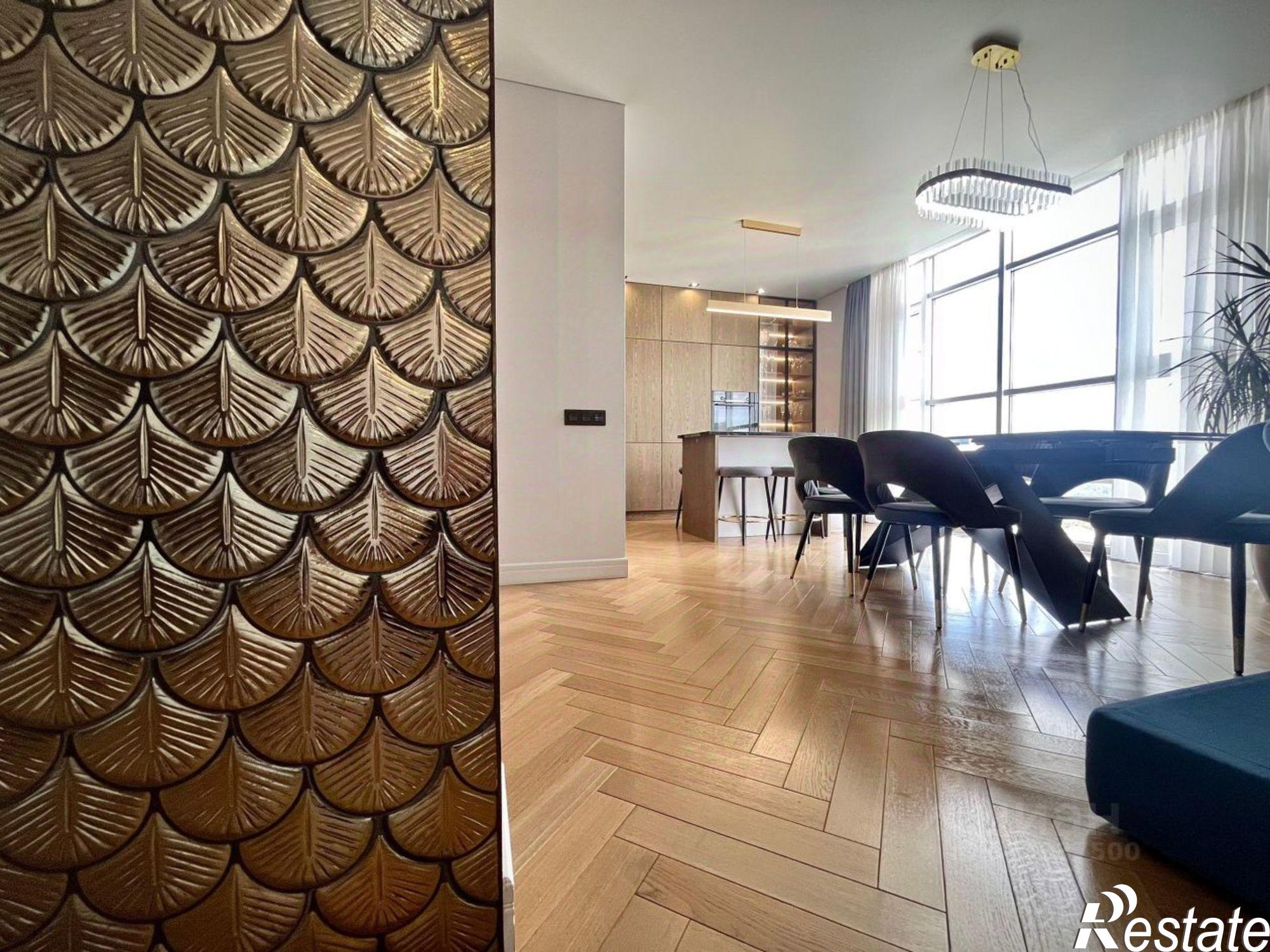 Купить квартиру за 29 000 000 рублей на Соборный переулок, 98