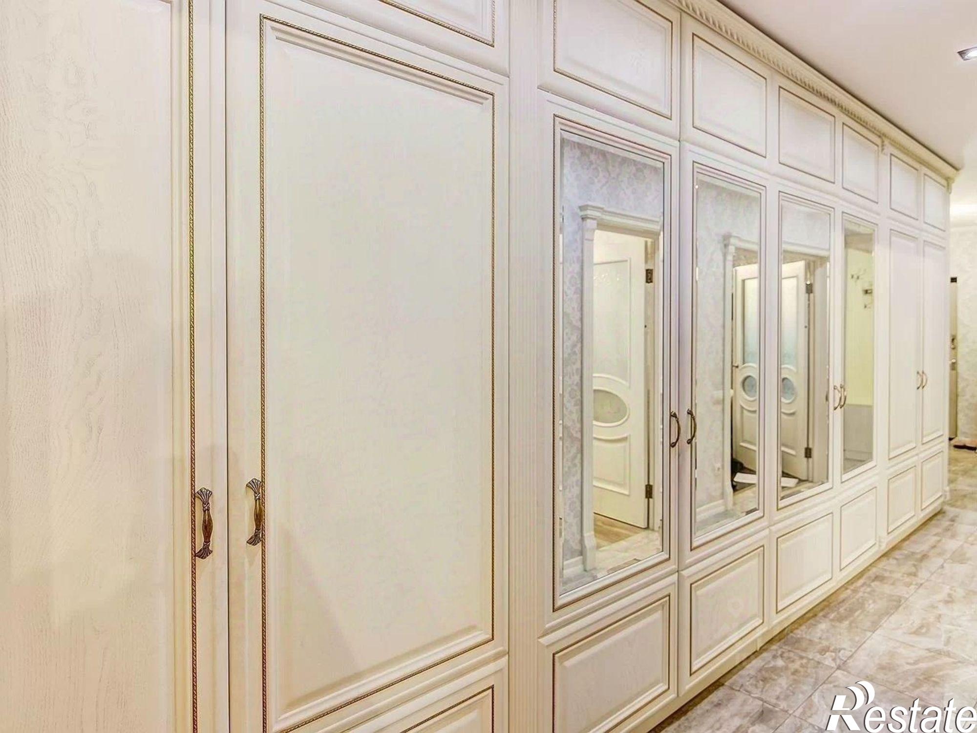 Купить квартиру за 12 200 000 рублей на 20-я улица, 43