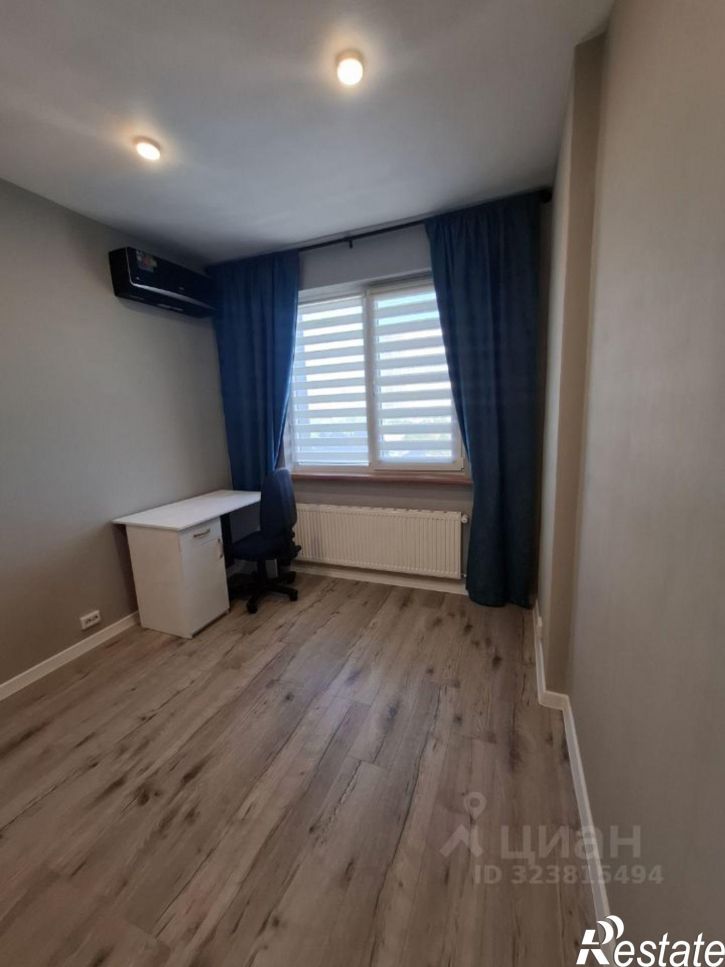 1-комн квартира улица Нансена, 83 с2,  д. 83 с2