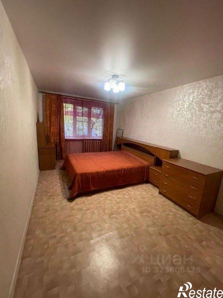 2-комн квартира пр-кт 40-летия Победы, 73/8,  д. 73/8