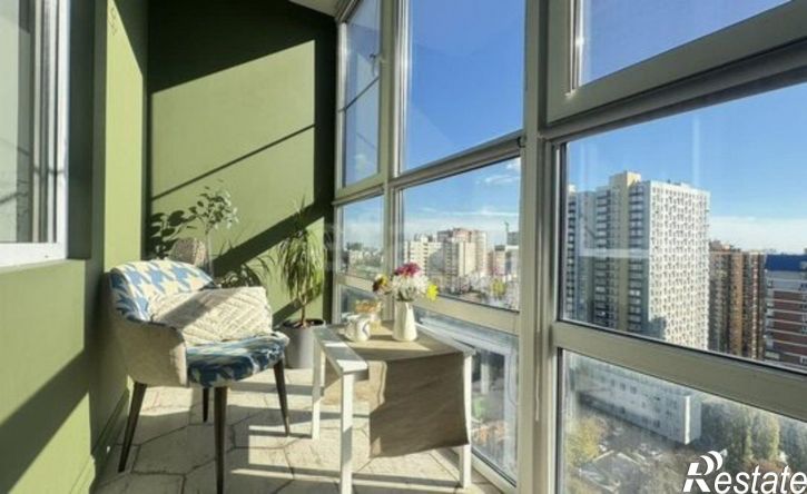 5-комн квартира Кировский проспект, 116,  д. 116