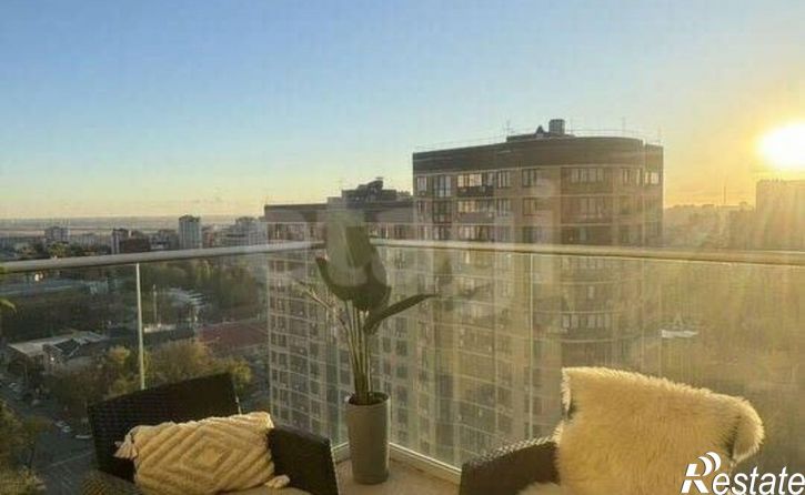 5-комн квартира Кировский проспект, 116,  д. 116