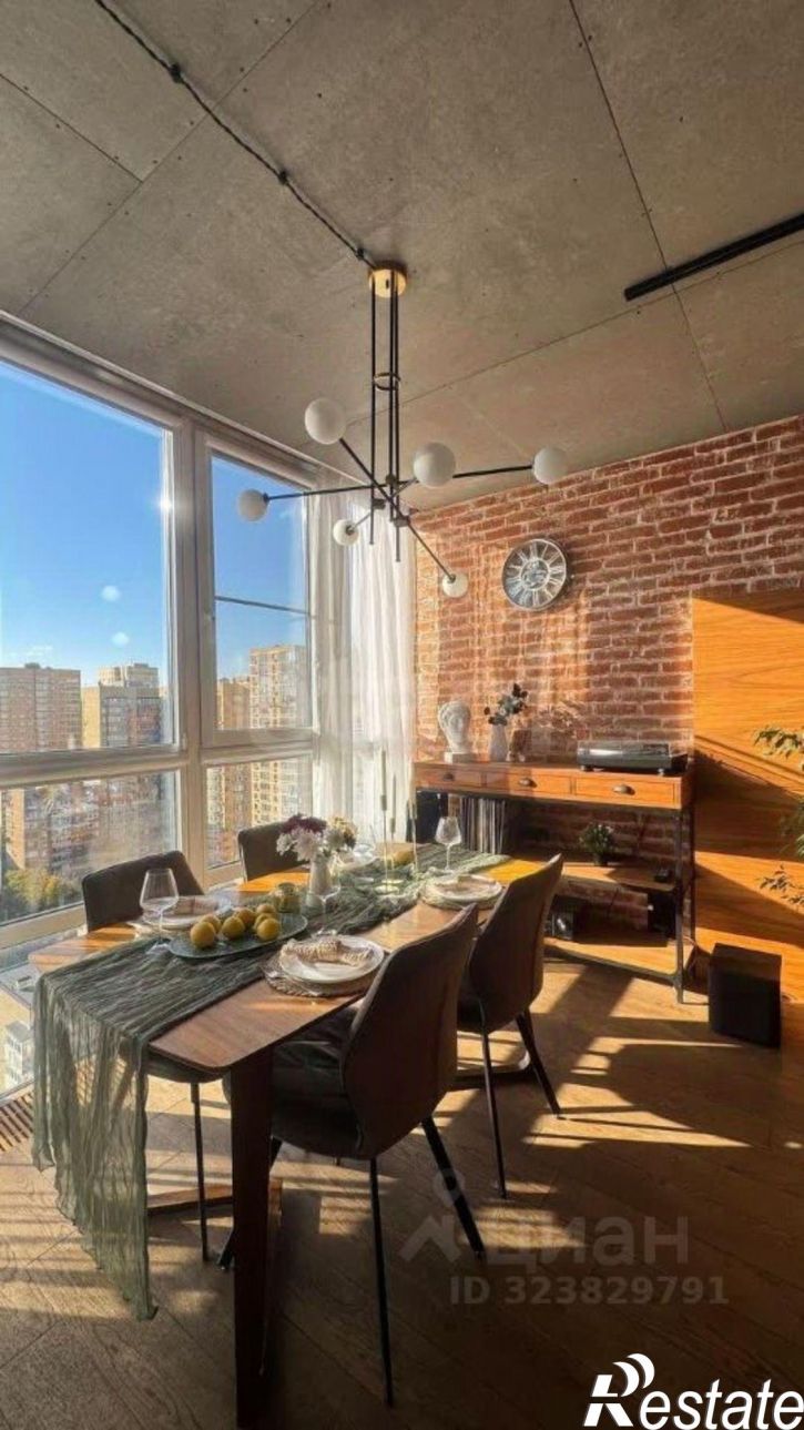 5-комн квартира Кировский проспект, 116,  д. 116