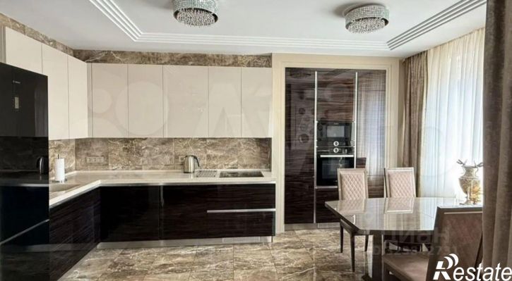 3-комн квартира Кировский проспект, 116,  д. 116