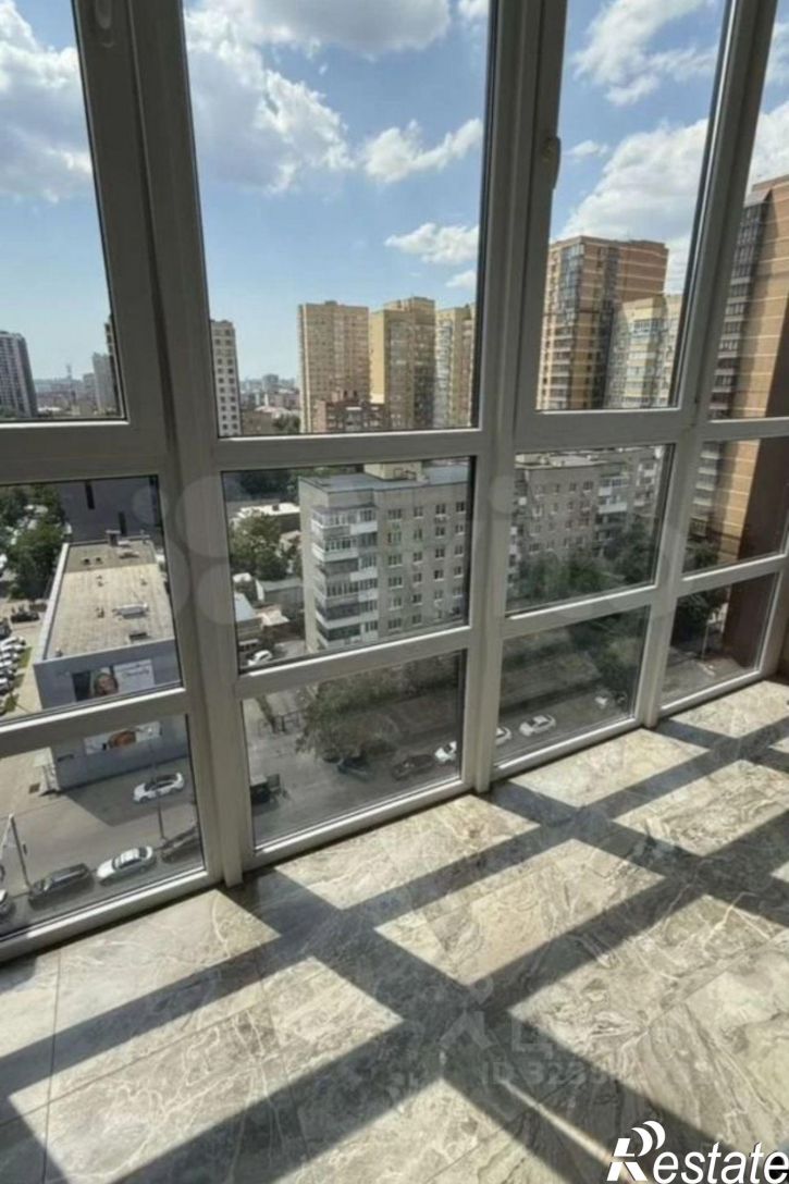 3-комн квартира Кировский проспект, 116,  д. 116