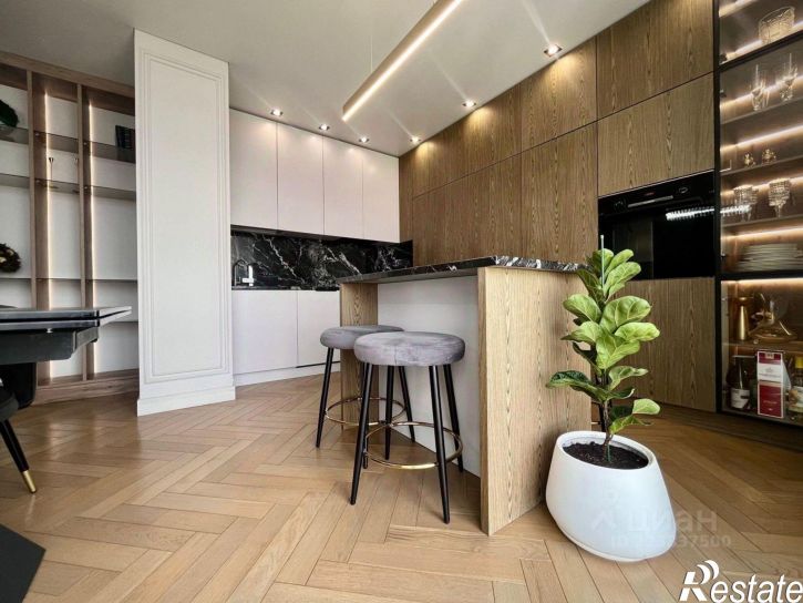 4-комн квартира Соборный переулок, 98,  д. 98