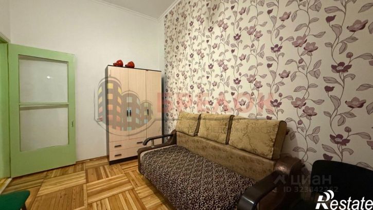 2-комн квартира улица Максима Горького, 160,  д. 160