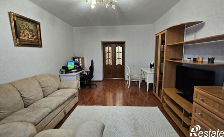 2-комн квартира улица Зорге, 58А/8,  д. 58А/8