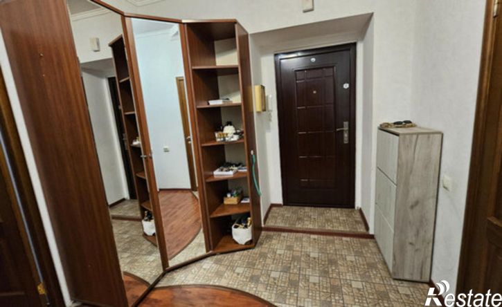 2-комн квартира улица Зорге, 58А/8,  д. 58А/8