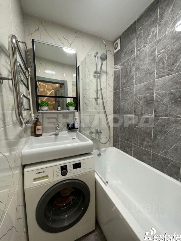 3-комн квартира ул Оганова, 8/1,  д. 8/1