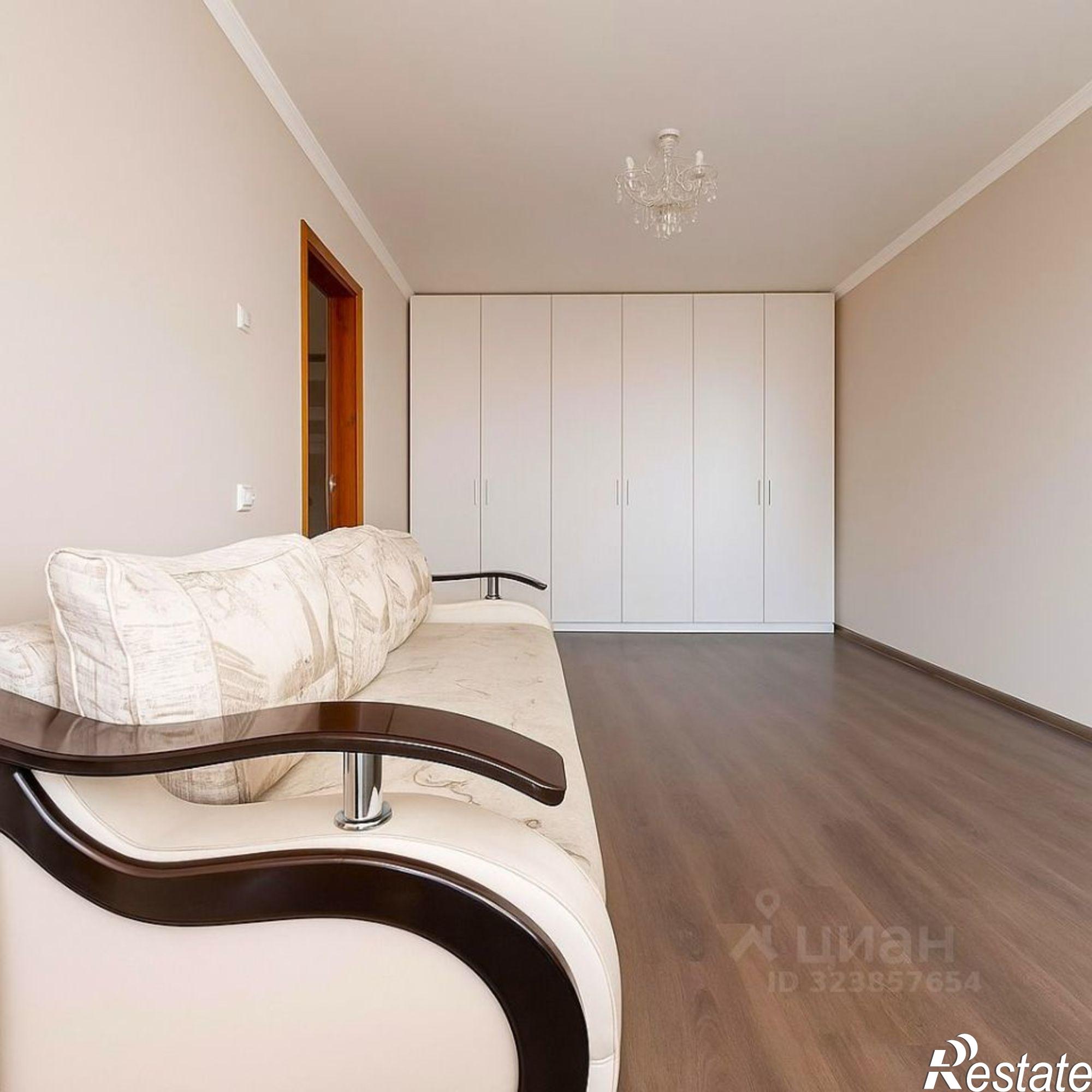 Сдать квартиру за 34 000 рублей на проспект Королёва, 4 к1