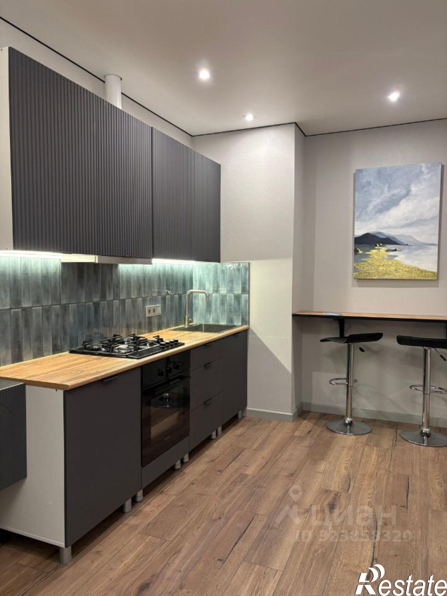 Сдать квартиру за 40 000 рублей на улица Бориса Слюсаря, 23 с1