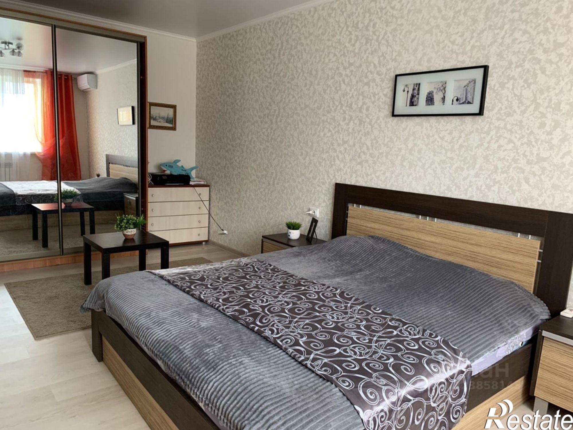 Сдать квартиру за 29 000 рублей на бульвар Комарова, 1Е с1