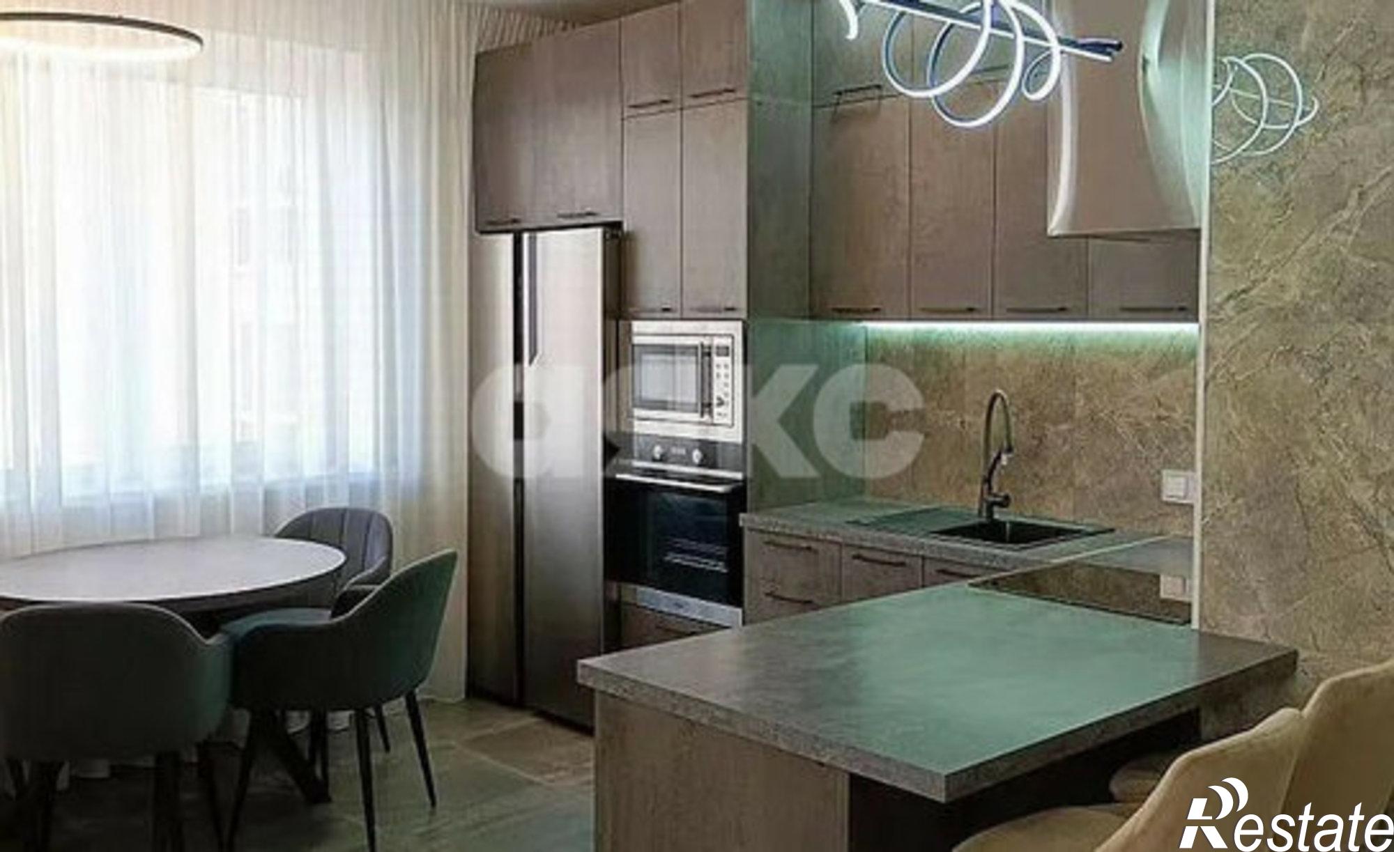 Купить квартиру за 10 200 000 рублей на Днепровский переулок, 117 с2