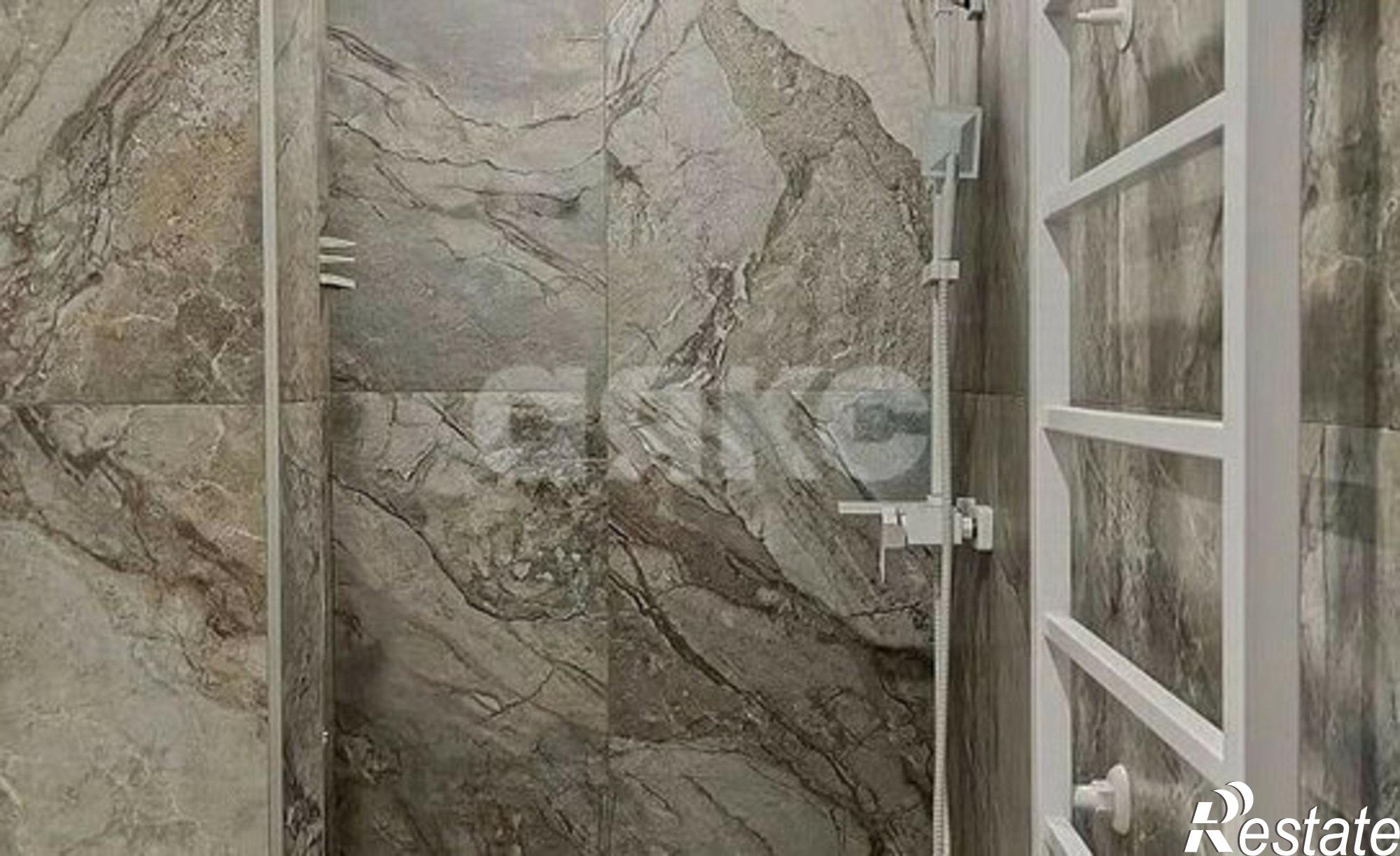 Купить квартиру за 10 200 000 рублей на Днепровский переулок, 117 с2