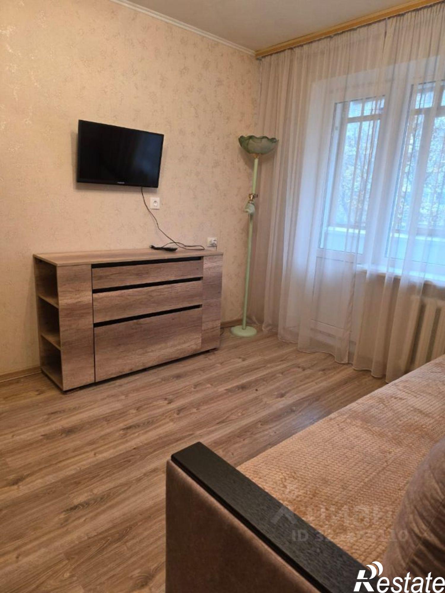 Сдать квартиру за 20 000 рублей на пр-кт Космонавтов, 8/2