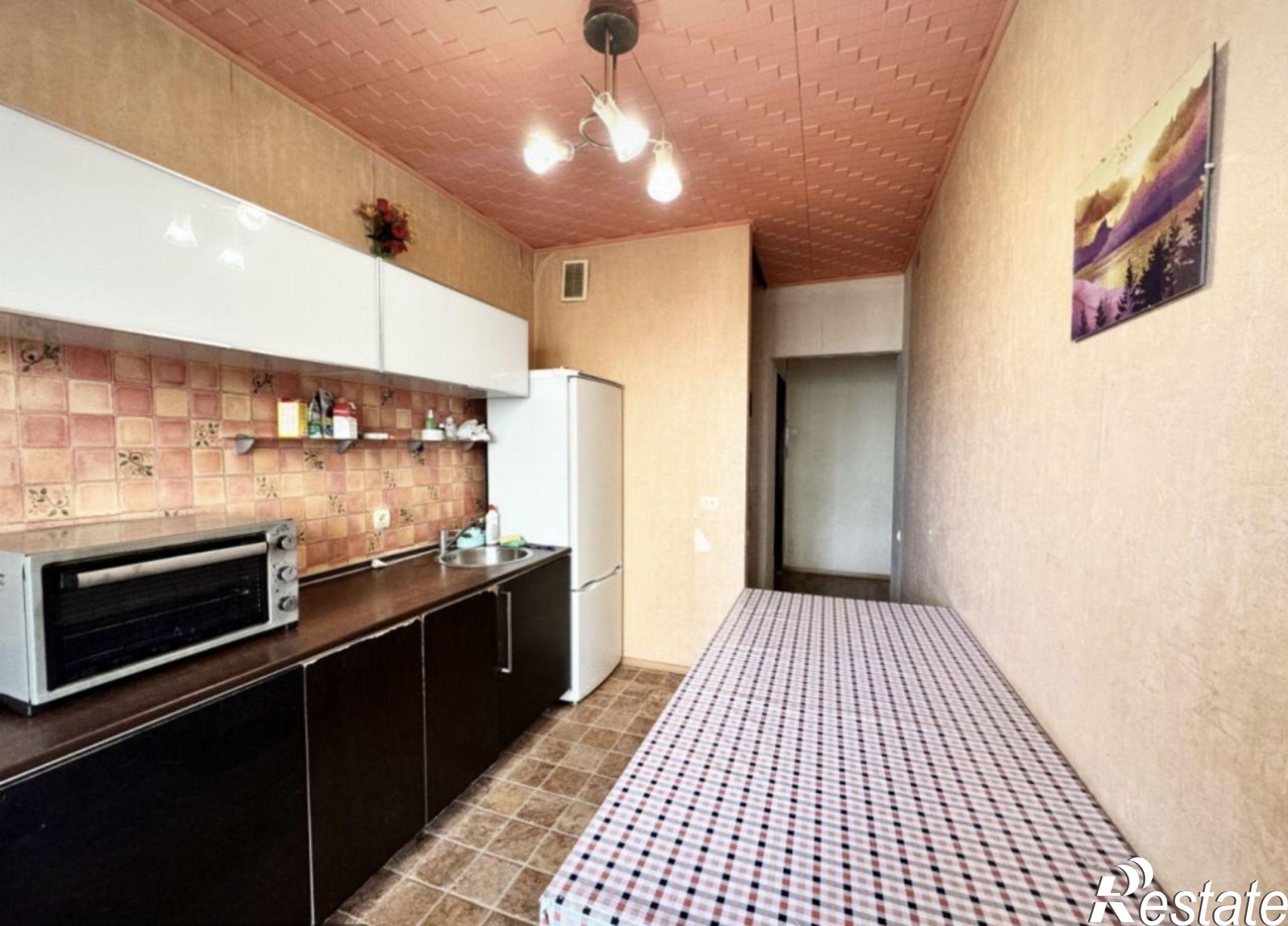 Сдать квартиру за 25 000 рублей на пр-кт 40-летия Победы, 79