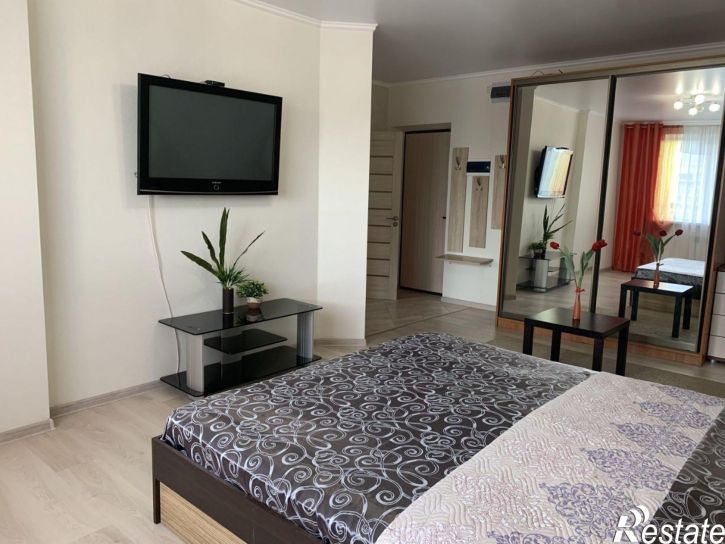 1-комн квартира бульвар Комарова, 1Е с1,  д. 1Е с1