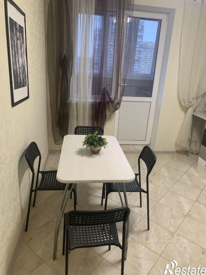 1-комн квартира бульвар Комарова, 1Е с1,  д. 1Е с1