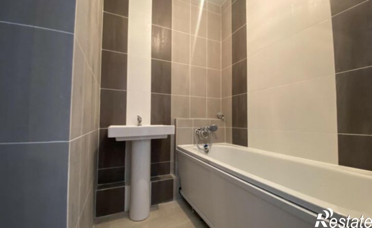 3-комн квартира ул Ткачева, 16,  д. 16