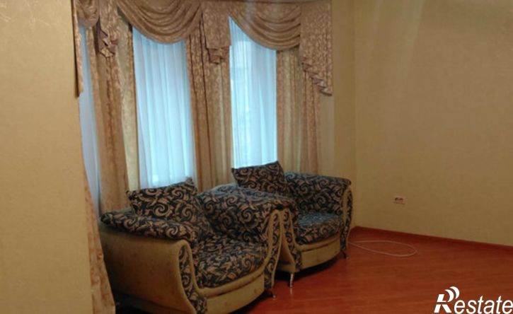 3-комн квартира ул Тургеневская, 37/18,  д. 37/18