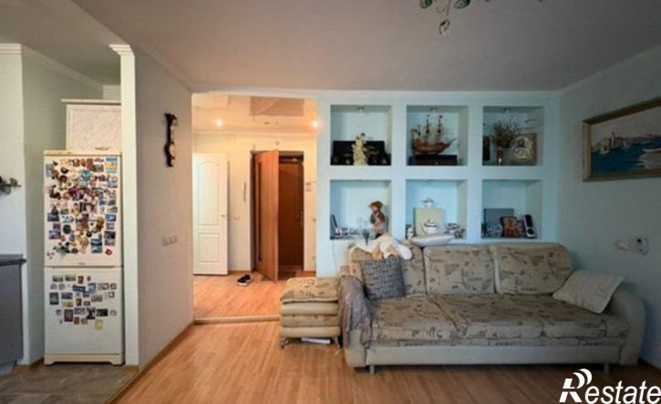 3-комн квартира пр-кт 40-летия Победы, 312,  д. 312