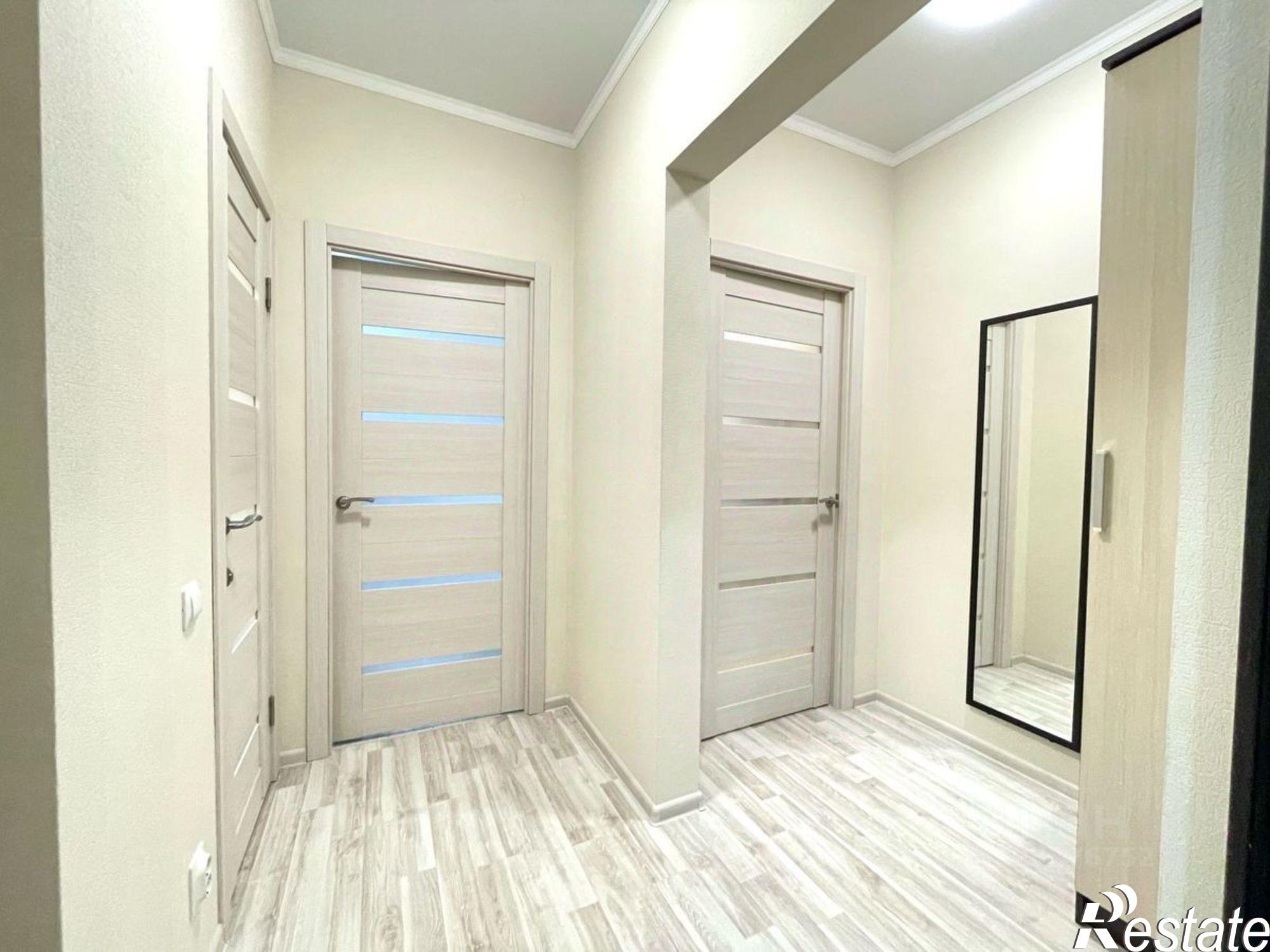 Сдать квартиру за 23 000 рублей на проспект Солженицына, 13