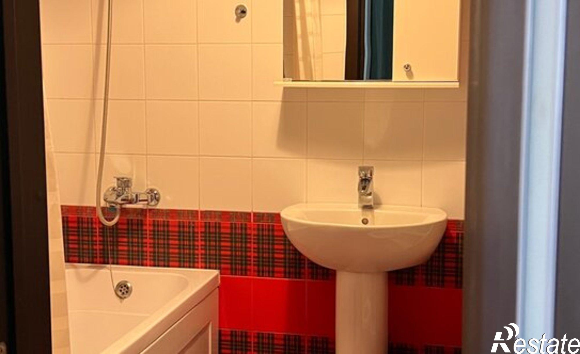 Купить квартиру за 6 700 000 рублей на Гвардейский переулок, 11/4