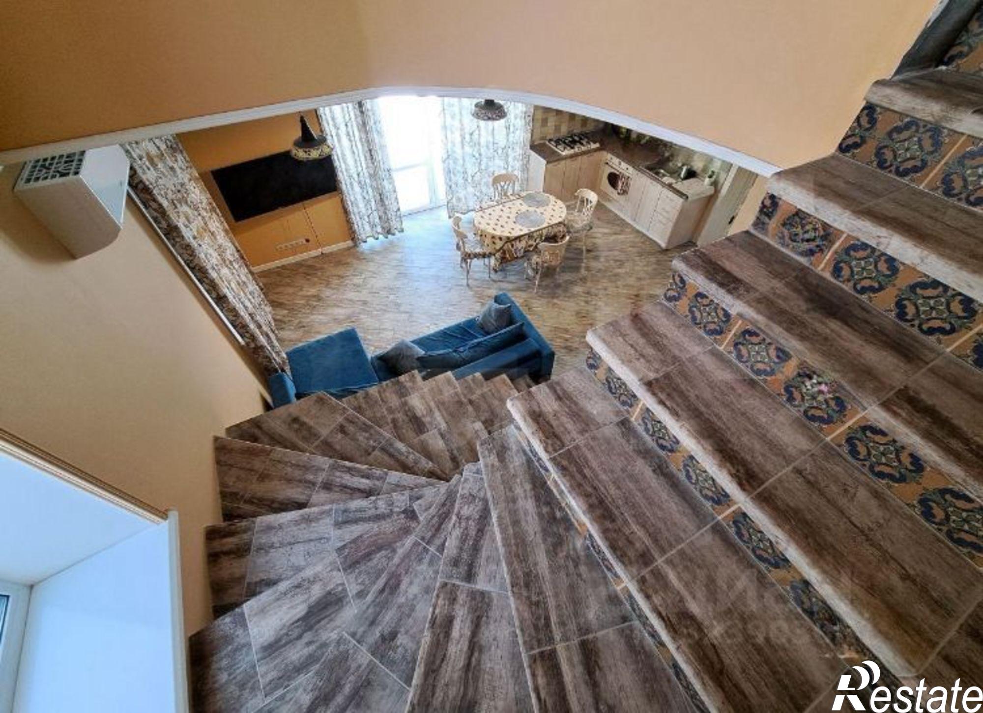 Купить дачу, дом, коттедж за 22 000 000 рублей на Богатый переулок, 6