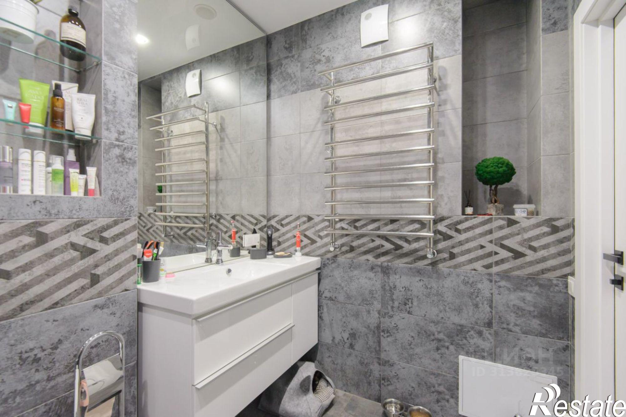 Купить квартиру за 16 500 000 рублей на ул Матросова, 35