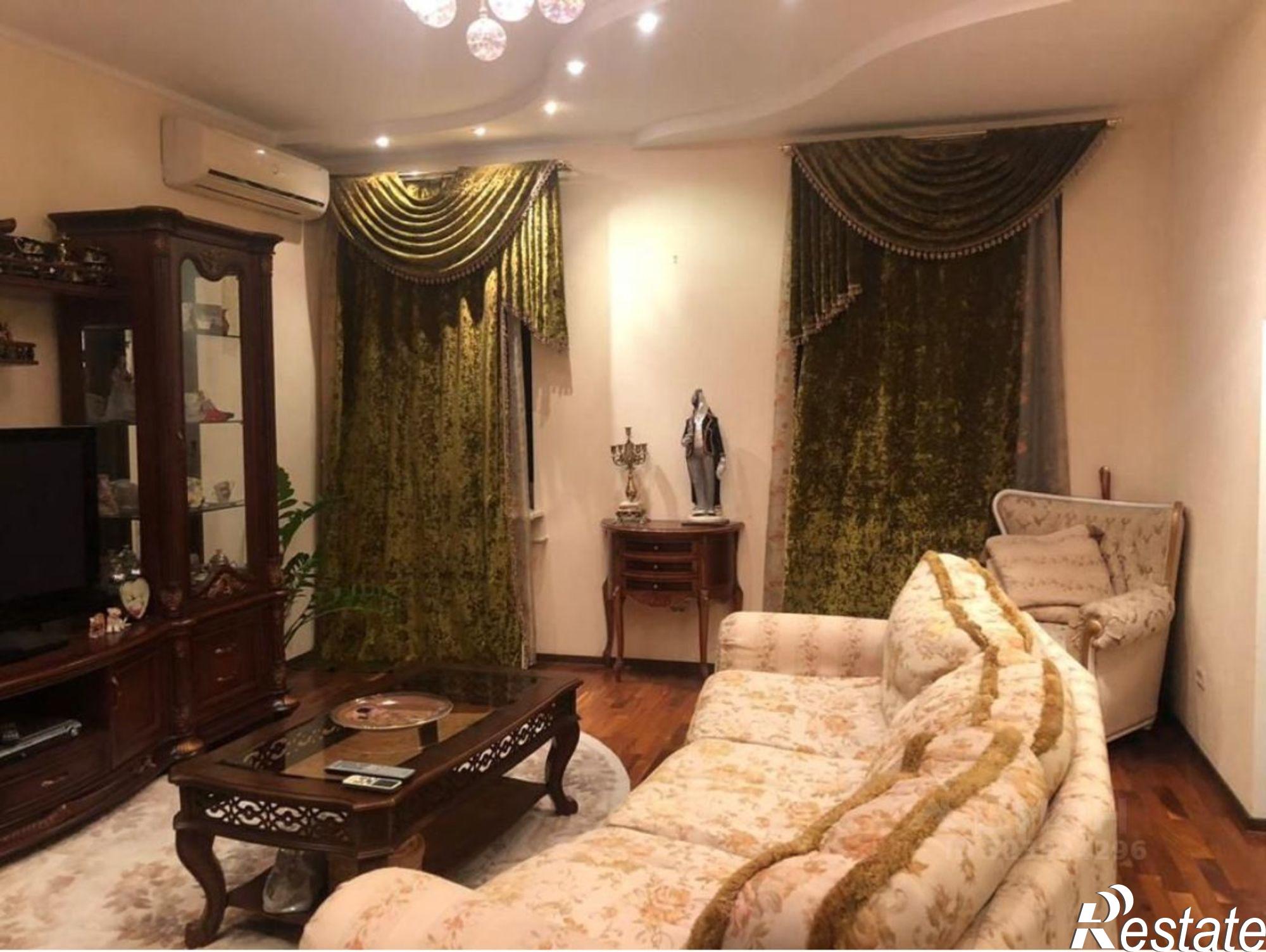 Сдать квартиру за 53 000 рублей на улица Максима Горького, 123