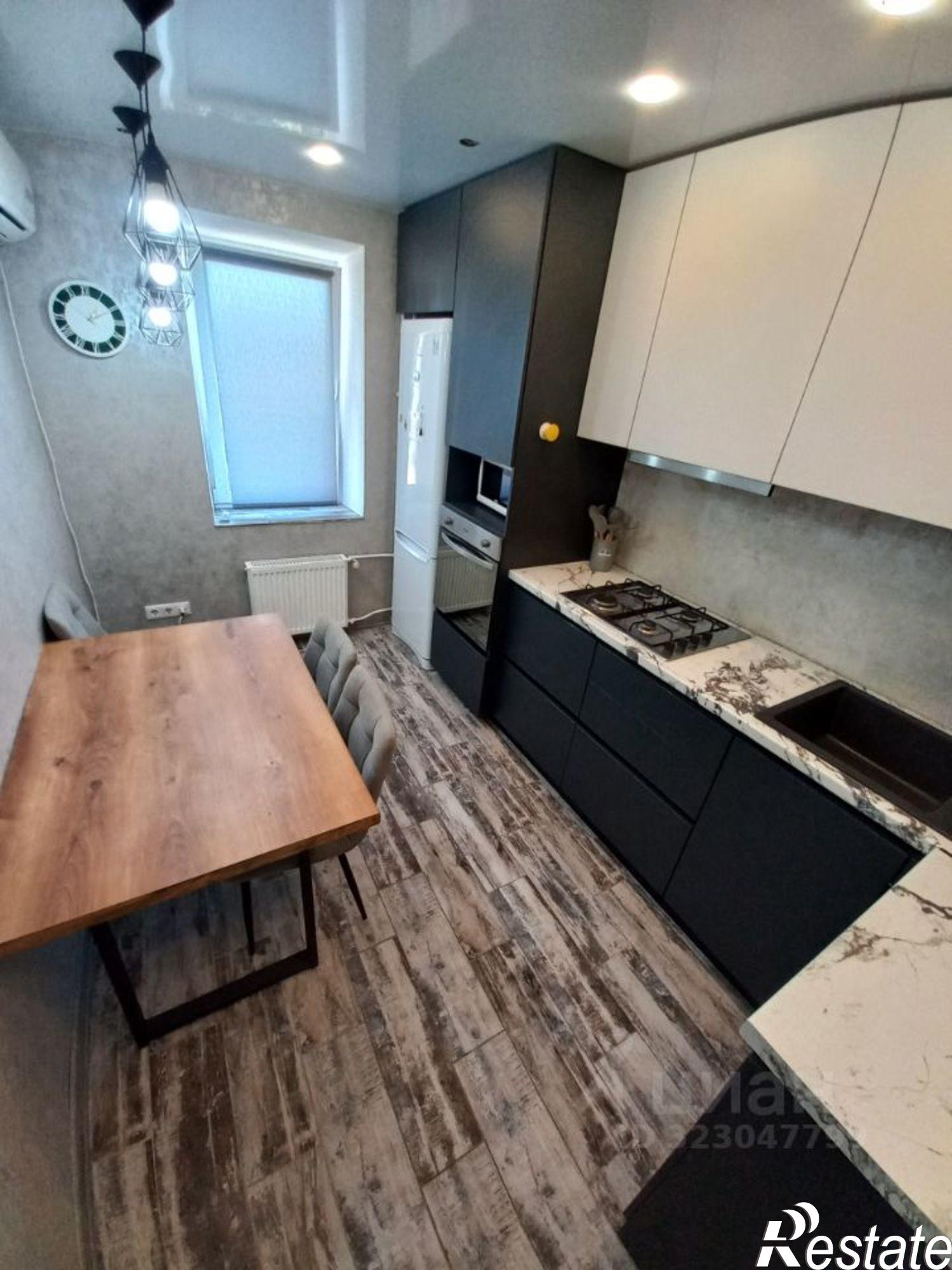 Сдать квартиру за 28 000 рублей на проспект Чехова, 6