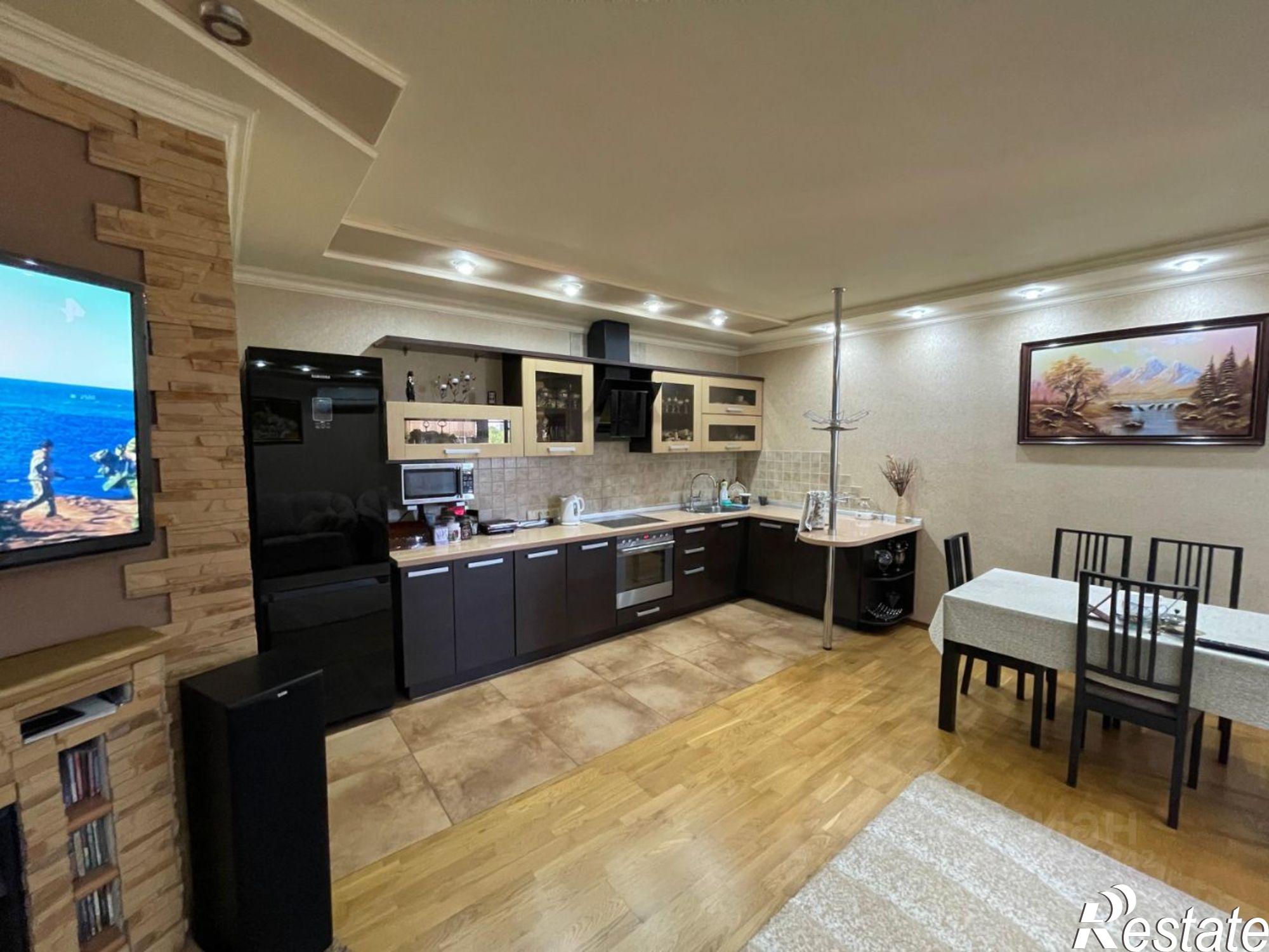 Купить квартиру за 10 100 000 рублей на улица Ерёменко, 60 к10