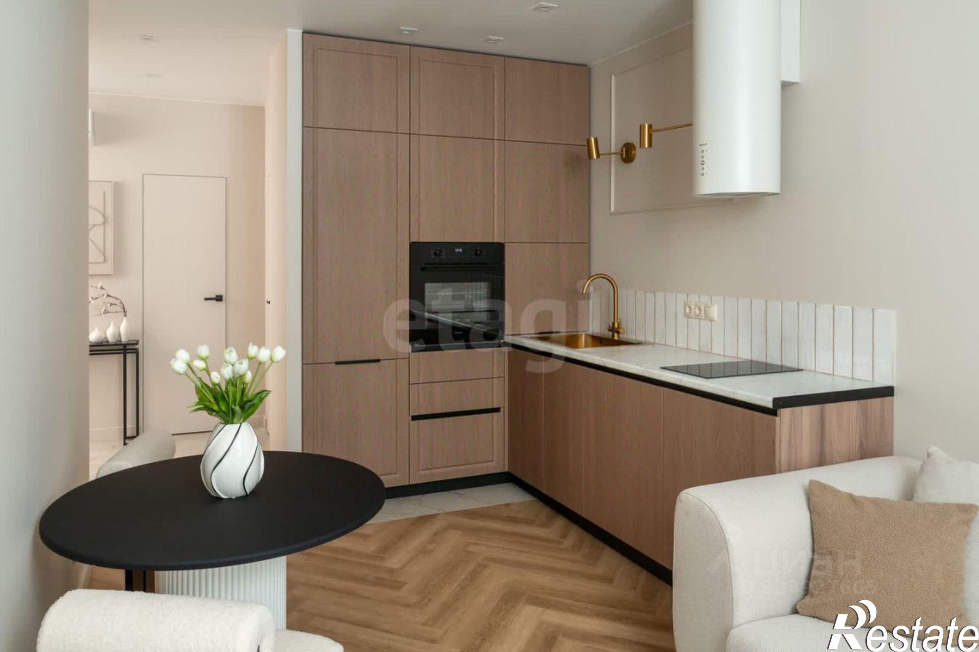 Купить квартиру за 8 700 000 рублей