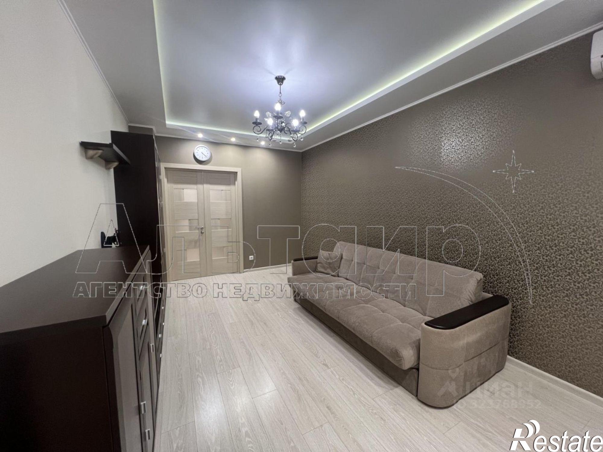 Купить квартиру за 5 750 000 рублей на б-р Платова, 6/82