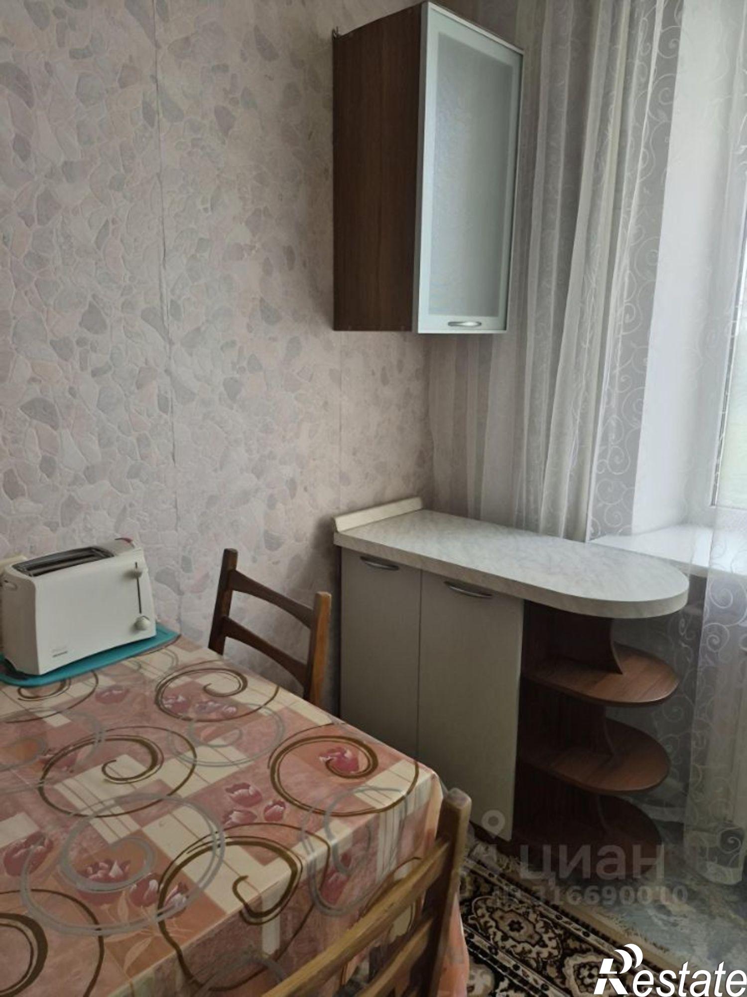 Сдать квартиру за 25 000 рублей на бульвар Комарова, 16 к2