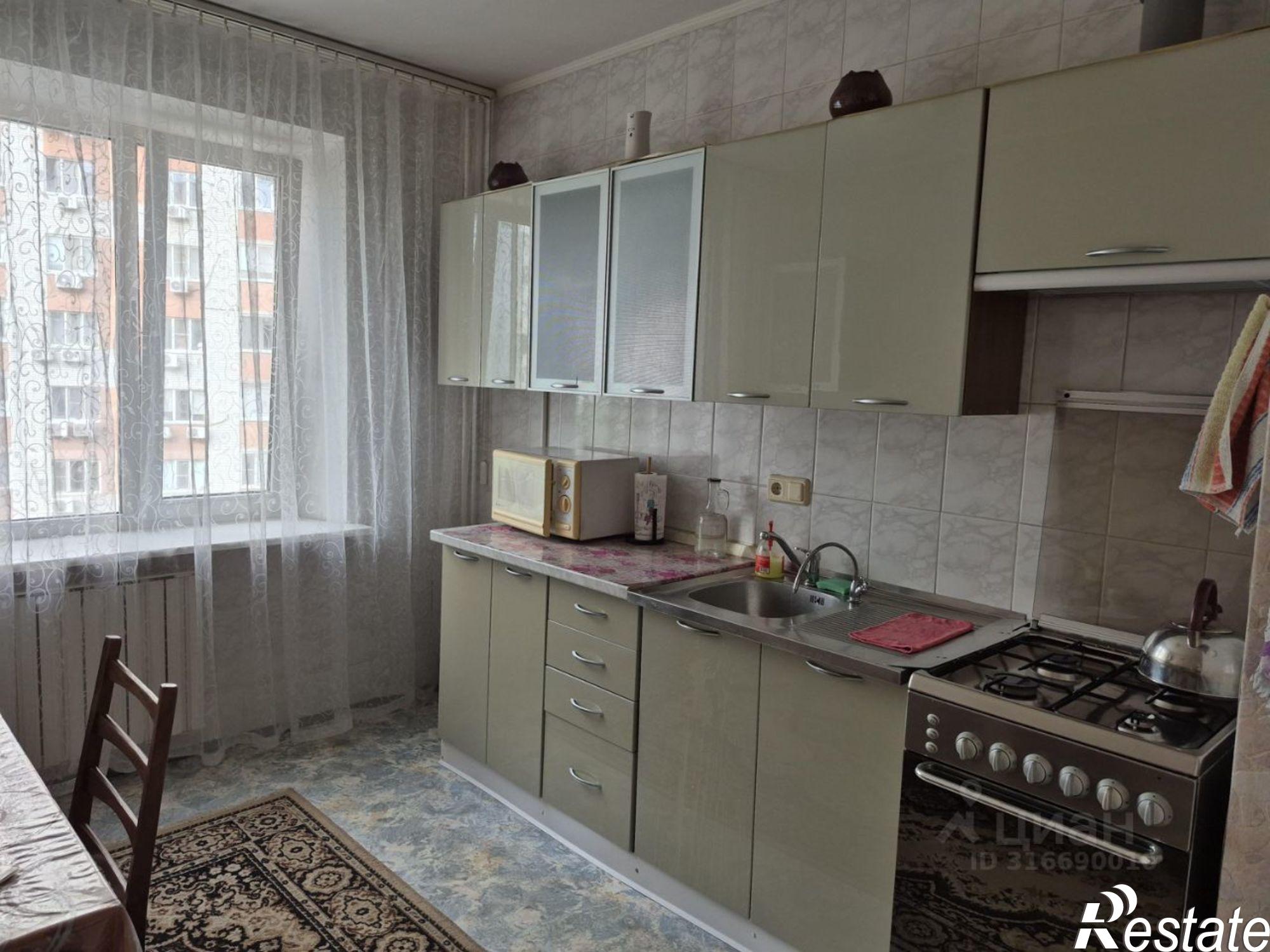 Сдать квартиру за 25 000 рублей на бульвар Комарова, 16 к2