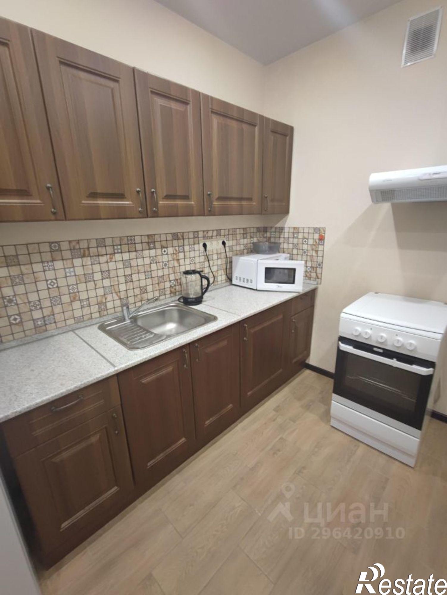 Сдать квартиру за 32 000 рублей на Доломановский переулок, 124 с1